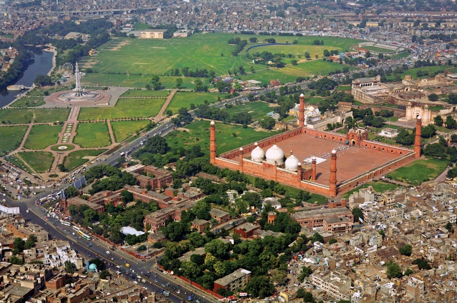 Movers and Packers in Lahore
